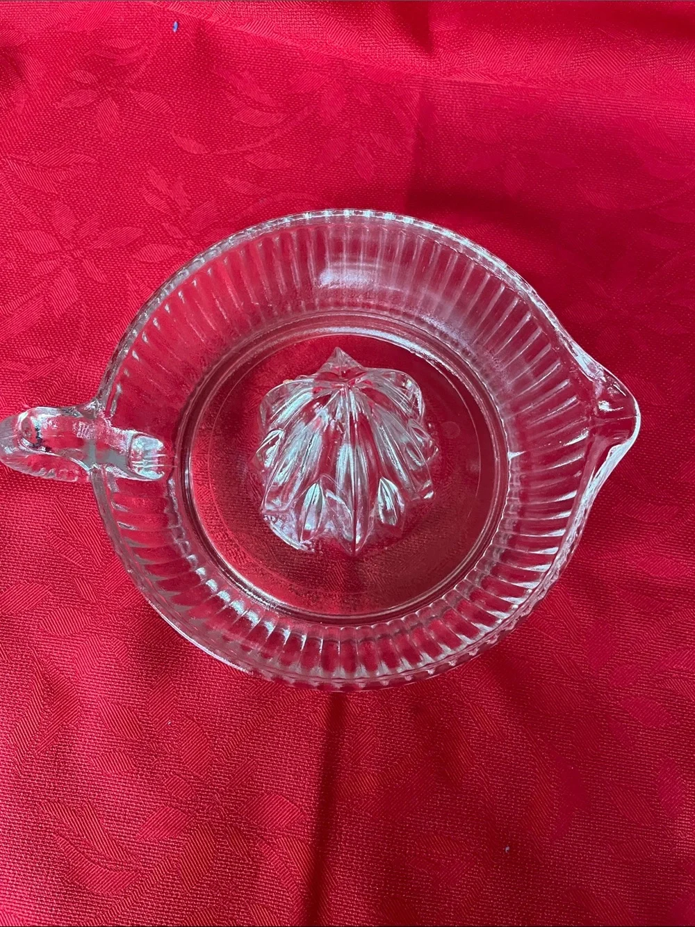 Anchor Hocking Clear Glass Citrus Press with Pour Spout